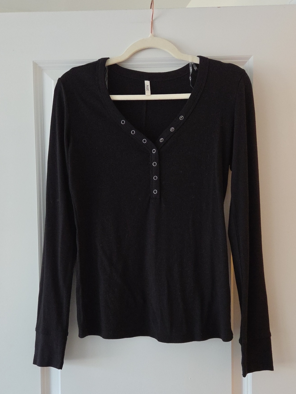 Women’s Black Long-Sleeve Henley Top